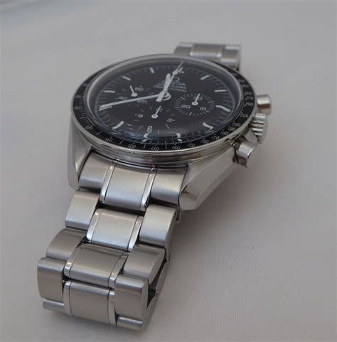 omega speedmaster replica movimento